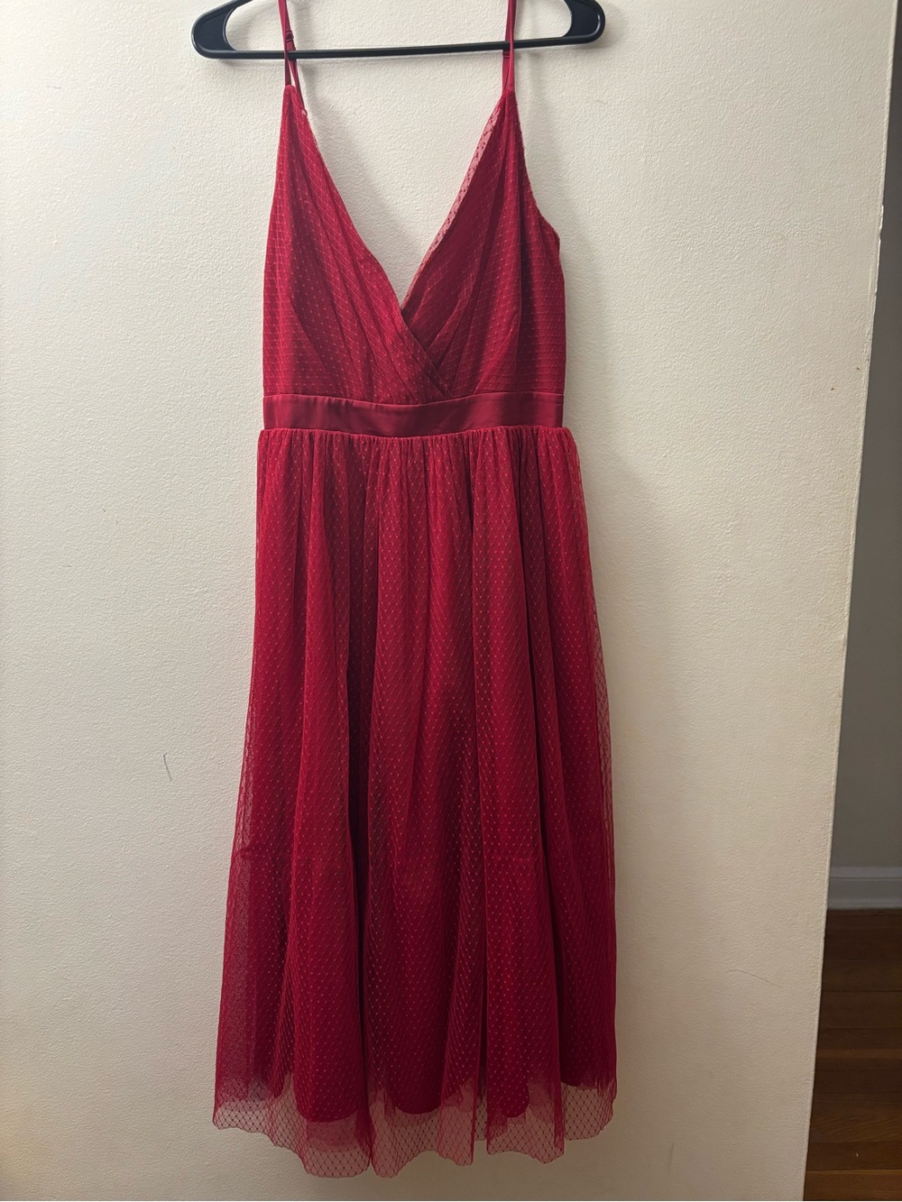Express Red Fit & Flare Tulle Mesh Dress with Spaghetti Straps V-Neck